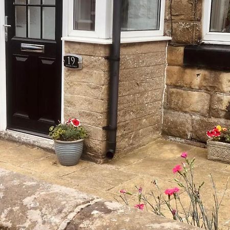 Boutique Cottage In The Heart Of Buxton Town מראה חיצוני תמונה
