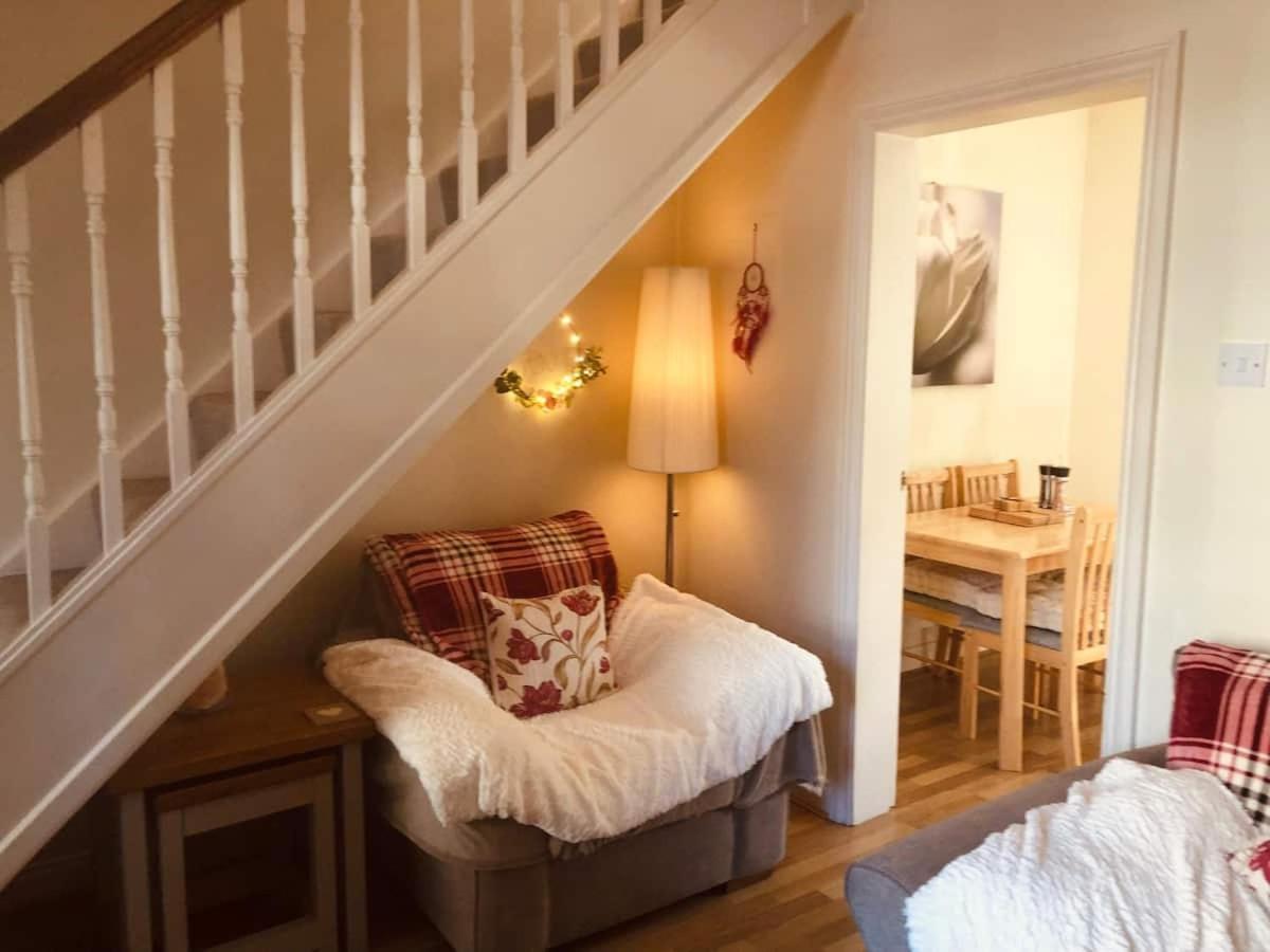 Boutique Cottage In The Heart Of Buxton Town מראה חיצוני תמונה