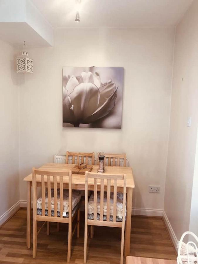 Boutique Cottage In The Heart Of Buxton Town מראה חיצוני תמונה